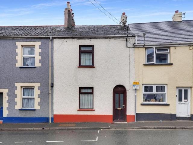 3 bedroom terraced house for sale