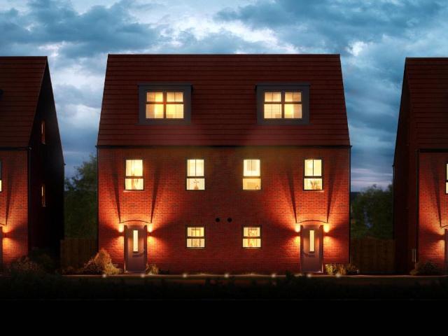 3 bedroom terraced house for sale
