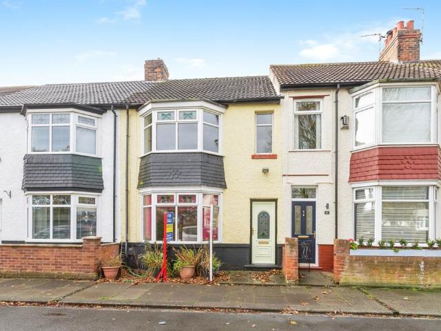 3 bedroom terraced house for sale