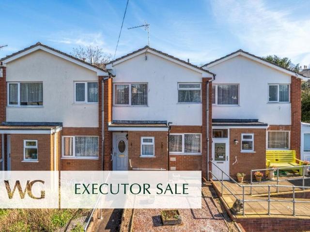 3 bedroom terraced house for sale