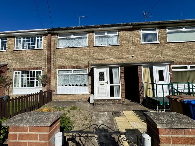 3 bedroom terraced house for sale