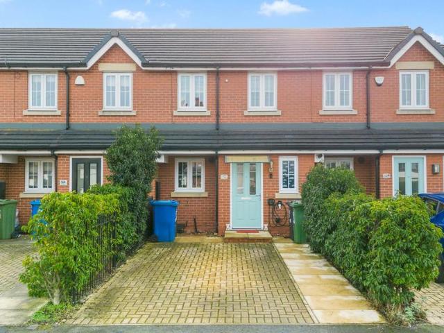 3 bedroom terraced house for sale