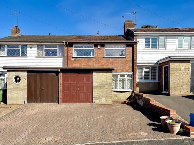 3 bedroom terraced house for sale