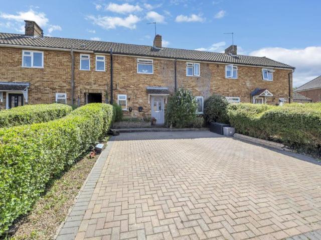 3 bedroom terraced house for sale