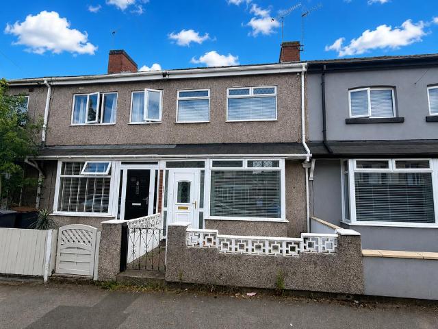3 bedroom terraced house for sale