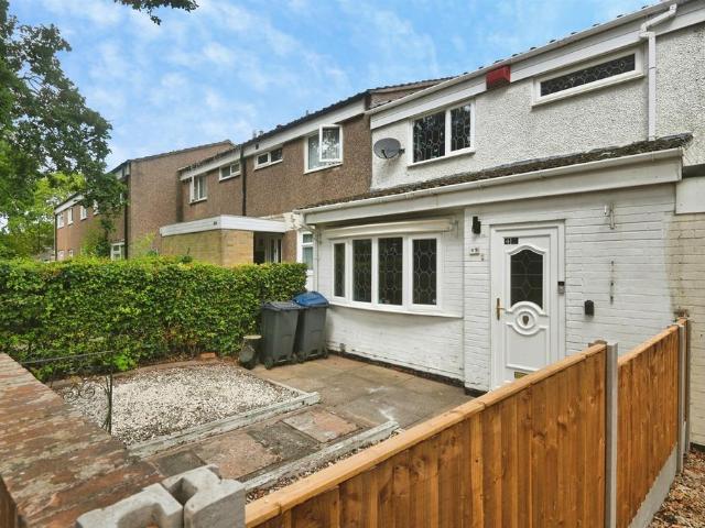 3 bedroom terraced house for sale