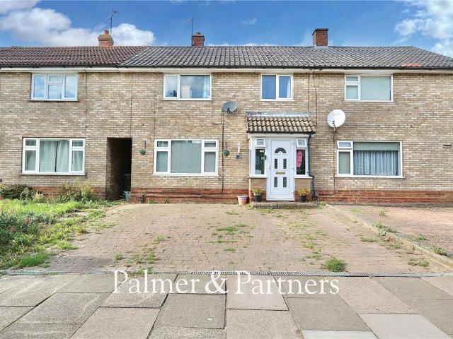 3 bedroom terraced house for sale