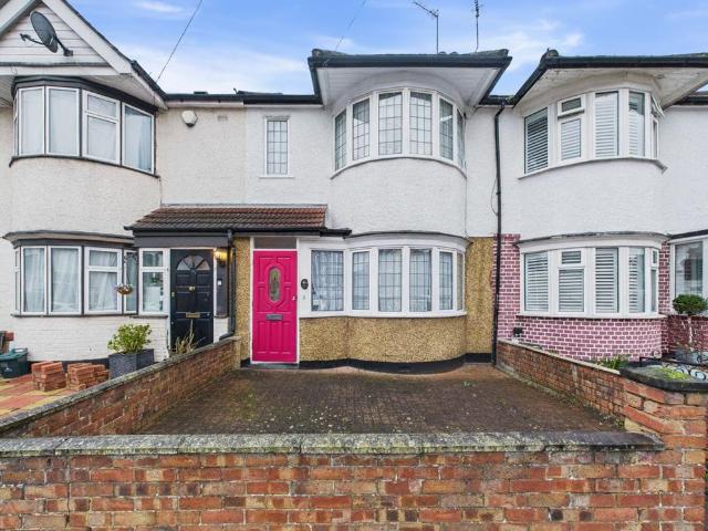 3 bedroom terraced house for sale
