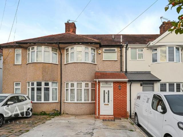 3 bedroom terraced house for sale