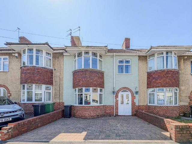 3 bedroom terraced house for sale