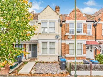 West Barnes, London, Greater London - Fireplace