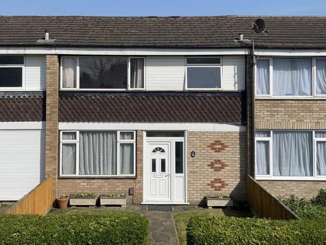 3 bedroom terraced house for sale