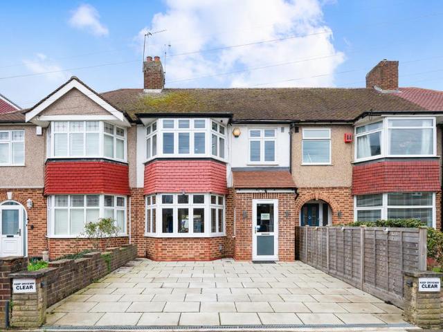 3 bedroom terraced house for sale