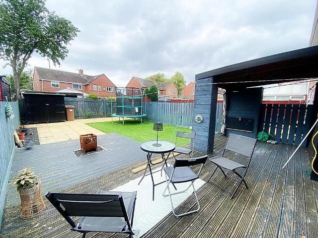 3 bedroom terraced house for sale
