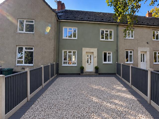 3 bedroom terraced house for sale