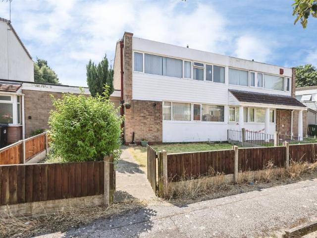 3 bedroom terraced house for sale