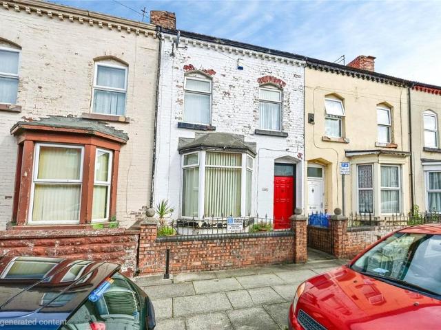 3 bedroom terraced house for sale