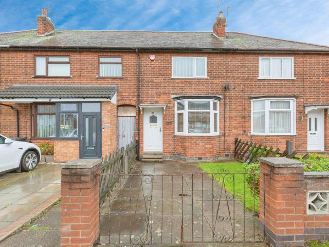 3 bedroom terraced house for sale