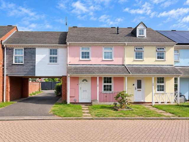 3 bedroom terraced house for sale