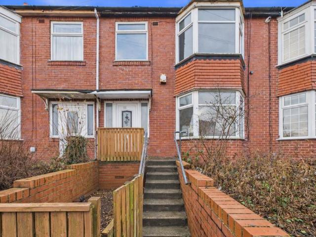 3 bedroom terraced house for sale