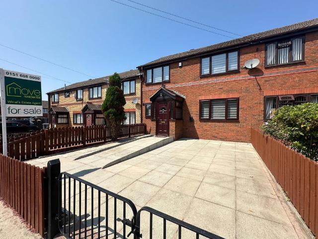 3 bedroom terraced house for sale