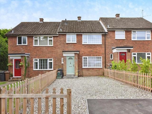 3 bedroom terraced house for sale