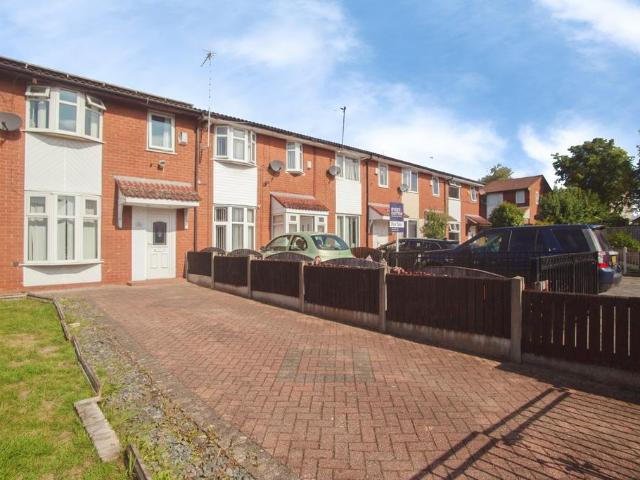 3 bedroom terraced house for sale