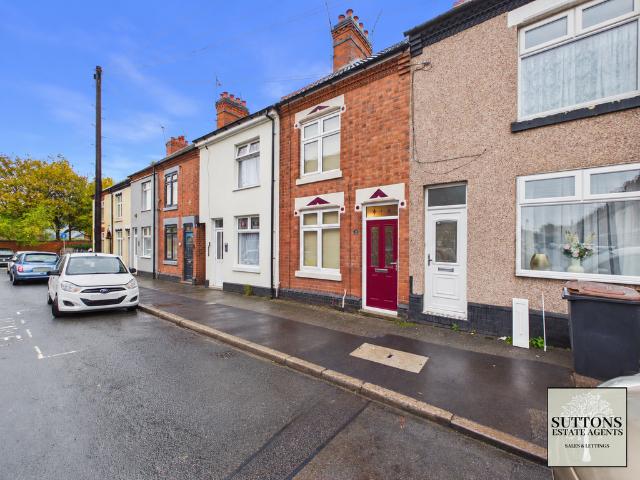 3 bedroom terraced house for sale