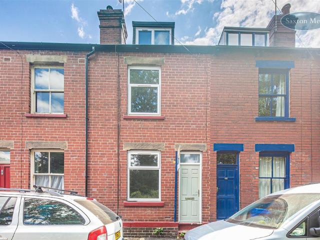 3 bedroom terraced house for sale