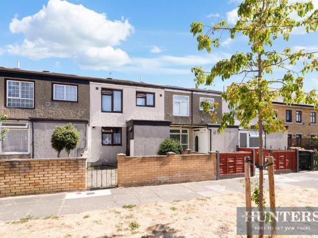 3 bedroom terraced house for sale