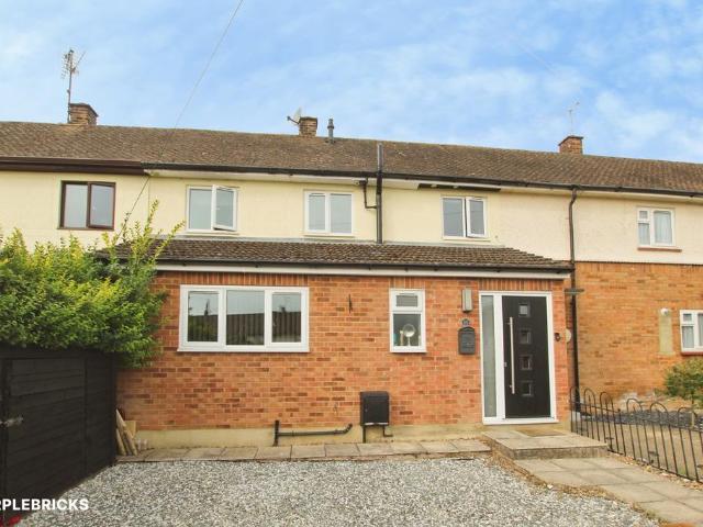 3 bedroom terraced house for sale