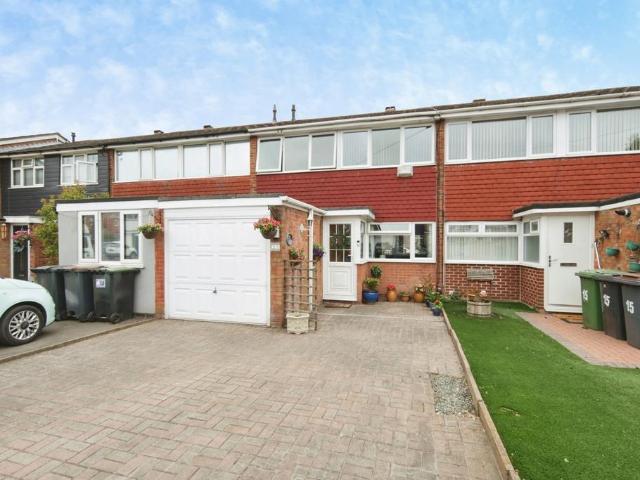 3 bedroom terraced house for sale