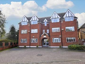 3 bedroom flat for sale