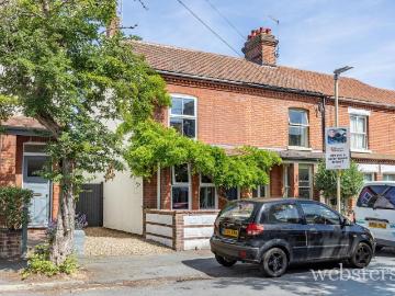 3 bedroom terraced house for sale