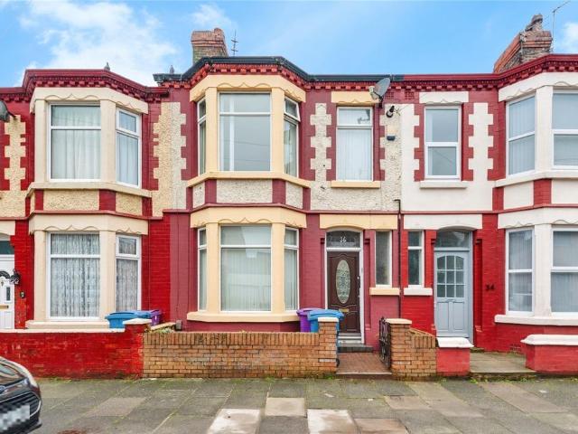 3 bedroom terraced house for sale