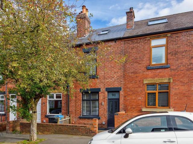 3 bedroom terraced house for sale