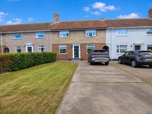 3 bedroom terraced house for sale
