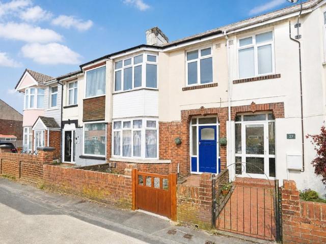 3 bedroom terraced house for sale