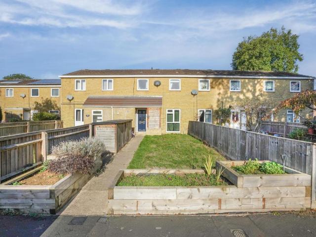 3 bedroom terraced house for sale