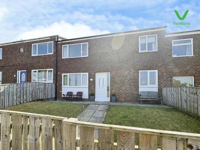 3 bedroom terraced house for sale