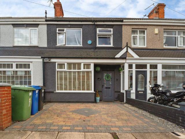 3 bedroom terraced house for sale