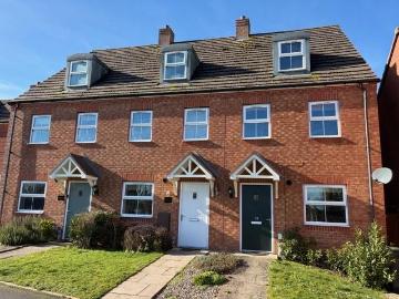 House for sale in Burhill - Garden, Equipped kitchen