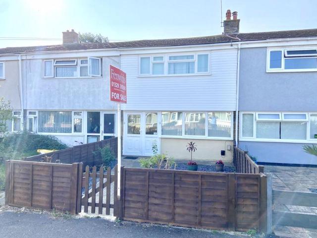 3 bedroom terraced house for sale