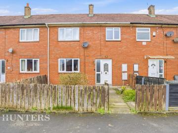 3 bedroom terraced house for sale
