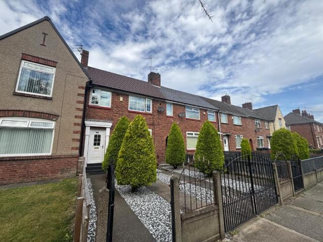 3 bedroom terraced house for sale