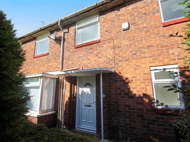 3 bedroom terraced house for sale