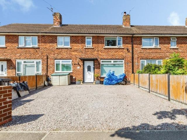 3 bedroom terraced house for sale