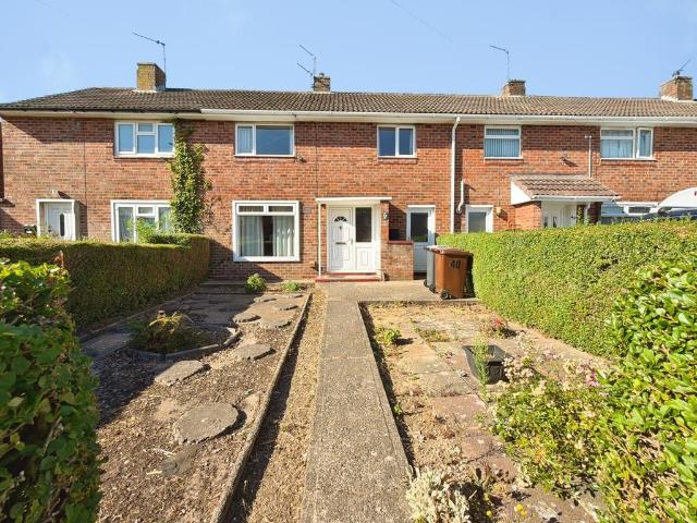 3 bedroom terraced house for sale