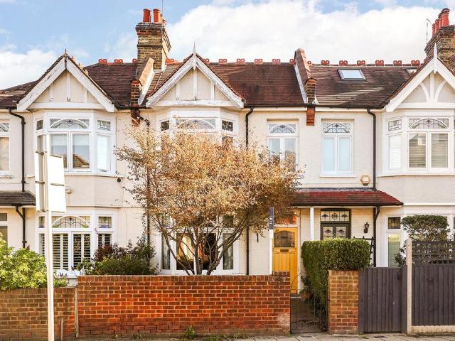 3 bedroom terraced house for sale