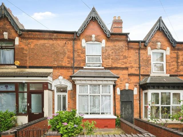 3 bedroom terraced house for sale